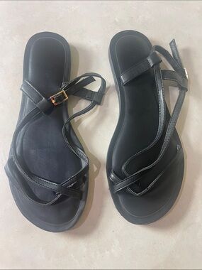Scrappy Black Women’s Sandals Size 8